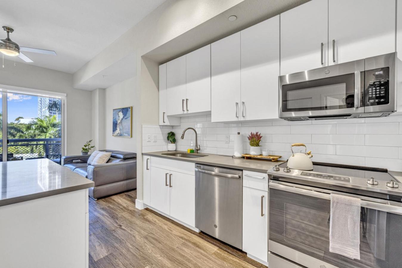 Appartamento Sunny 1br Unit With Free Parking Prime Location